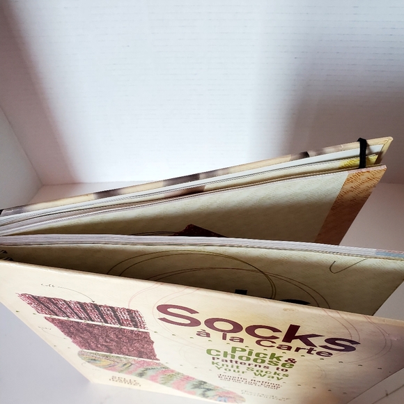 Socks A La Carte Knitting Book By Jonelle Raffino and Katherine Cade - Picture 6 of 6